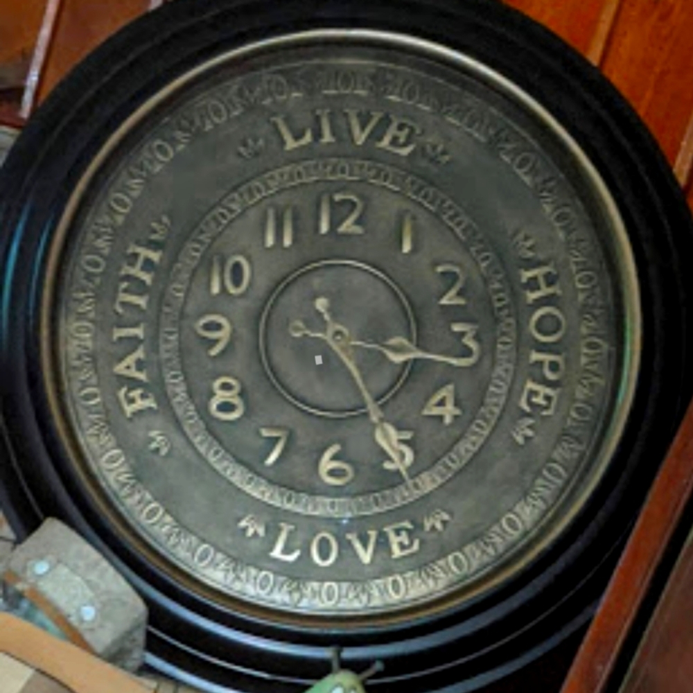 Round wall clock 14"diameter with second and hour